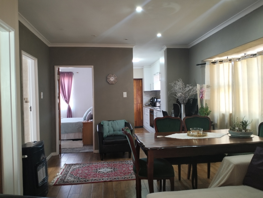 2 Bedroom Property for Sale in Wynberg Western Cape